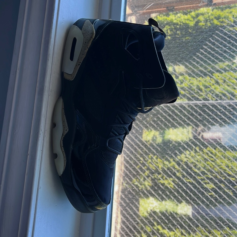 Size 10 flight clubs 8/10 condition and no box